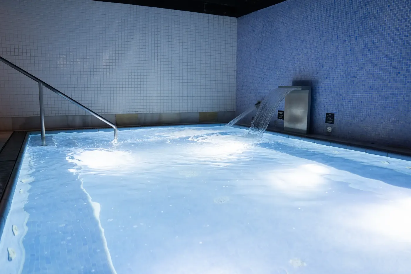 Zona d’aigües i banys de vapor 